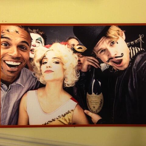 File:Chord&Dianna'sBirthday.jpg