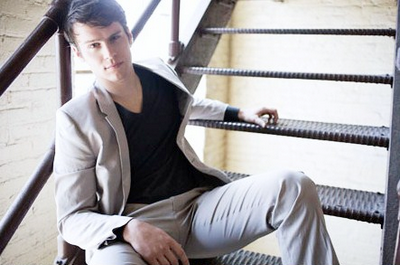 File:Jonathan+Groff.png