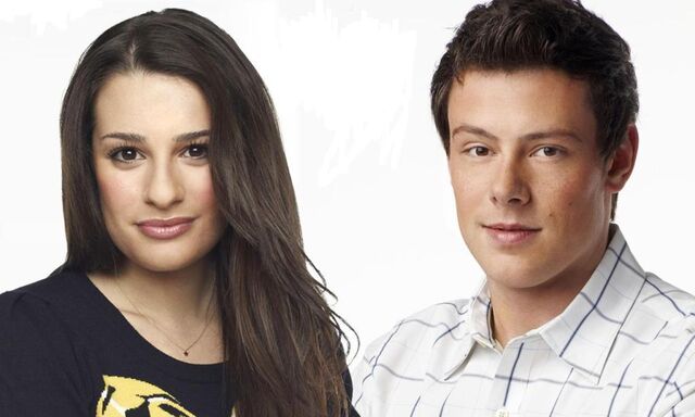 File:Glee-Cast-Wallpaper-glee-11671706-1023-614.jpg