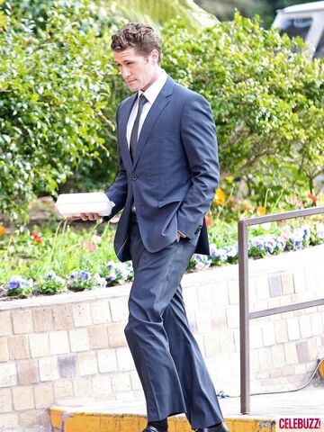File:MATTHEW-MORRISON-GLEE-1-435x580.jpg