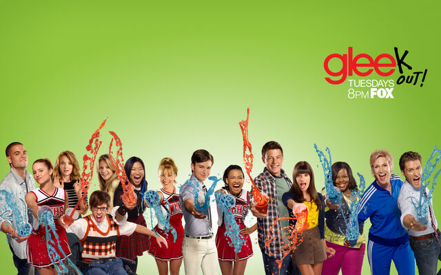 File:Glee Cast Wallpaper02873894.jpg