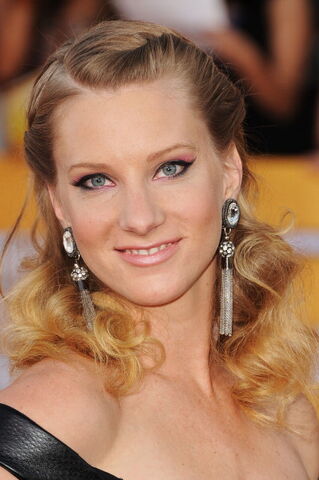 File:Heather-morris-sag2012-2.jpg