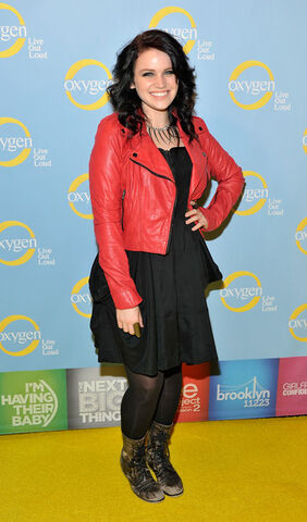 File:Lindsay+Pearce+Oxygen+Media+2012+Upfront+Arrivals+7c5qSXzS0DTl.jpg