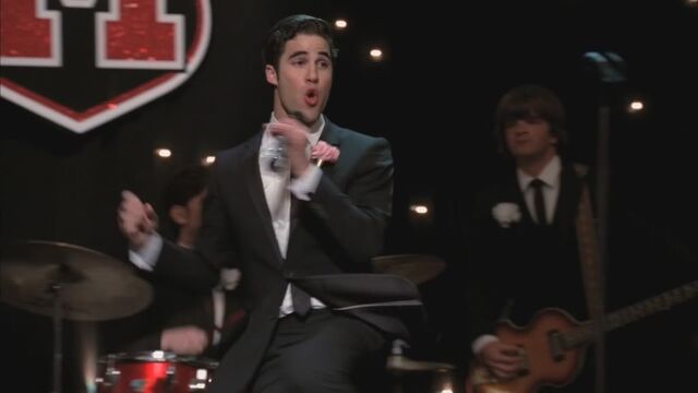 File:Glee220-0910-1f.jpg