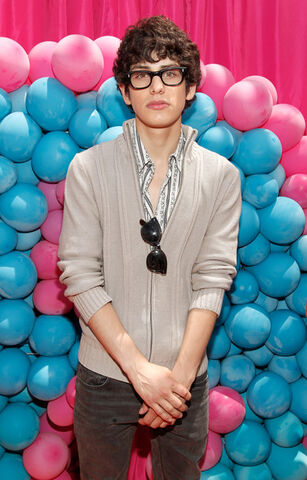 File:Matt bennett13.jpg