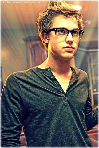 File:Cameron Mitchell - Kyler.jpg