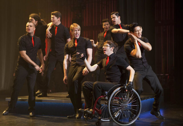 File:Nationals-glee-30853319-653-452.jpg