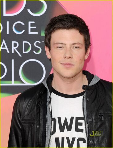 File:Lea-michele-kids-choice-awards-cory-monteith-03.jpg