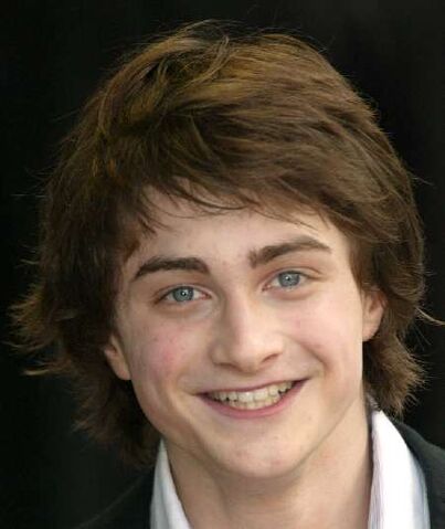 File:Harry-potter-daniel-radcliffe-dating-9175.jpg