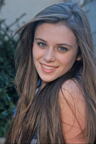 File:Caitlin-beadles-2069828e7e.jpg