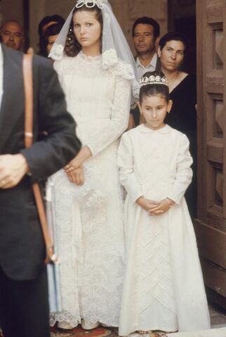 File:Apollonia wedding.jpg