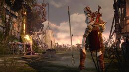 Kratos junto a una Lanza de Entorno.jpg