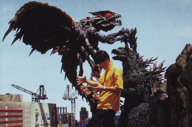File:GXM - Godzilla, Megaguirus and Two People.jpg