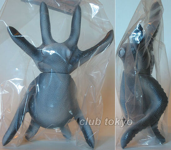 File:Giant Octopus Figure 2.jpg
