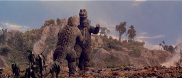 File:All Monsters Attack - Minilla goes up to SoshingekiGoji.png