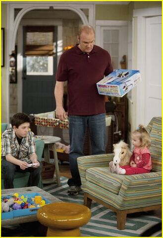 File:Jason-dolley-mia-telerico-pattycake-02.jpg