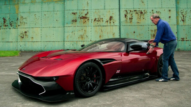 File:Aston Martin Vulcan.jpg