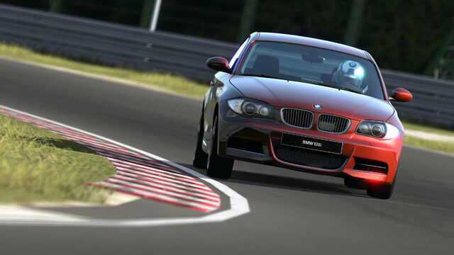 Bestand:GT5 BMW 135i.jpg