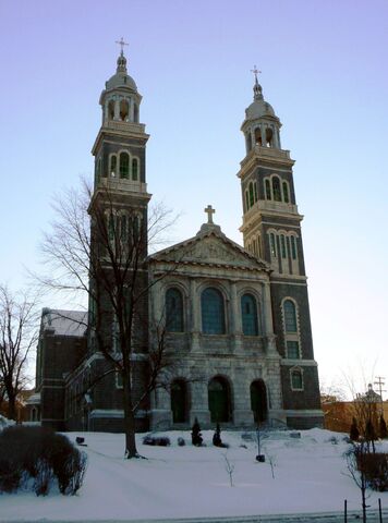 File:Saint-Martin cathedral.jpg