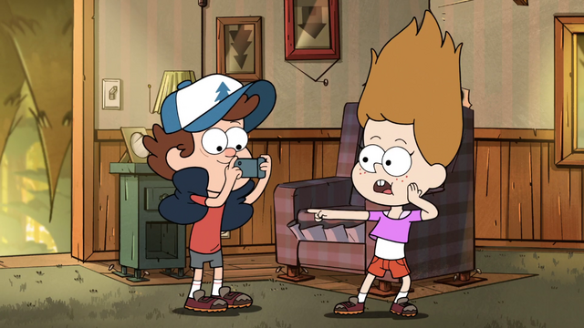 File:S2e16 taking picture.png
