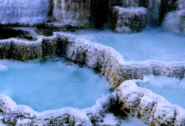 File:Hotsprings Yellowstone w.jpg