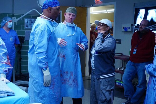 Archivo:13x08BTS1.jpg