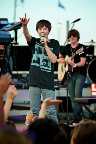 File:Tumblr lt5sap1iLz1qjajzto1 500 large.png