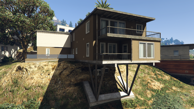 File:2866HillcrestAvenue-RearView-GTAO.png
