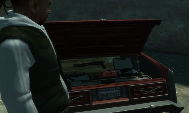 File:Little Jacob's weapons.jpg