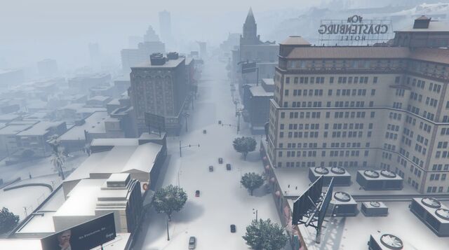 File:VinewoodBoulevard-GTAO-Snow.jpg