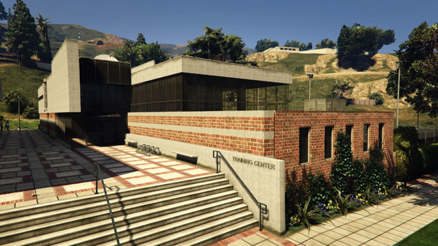 File:ULSA-GTAV-TrainingCenter.png