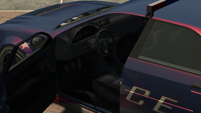 File:PoliceStinger-TBOGT-Inside.png