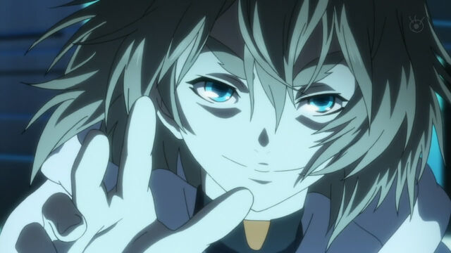 File:Guilty crown-17-daath-yuu-void-king-power-light-villain-smile.jpg