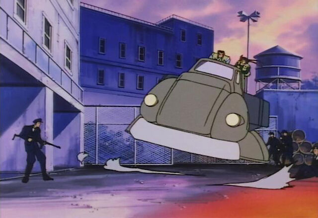 File:Antigravity Truck - Escape.jpg