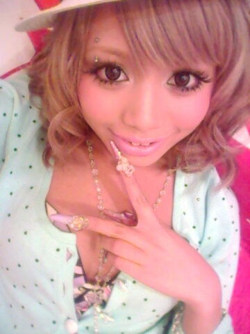 File:Tumblr l0n05niT4O1qafoc6o1 500.jpg