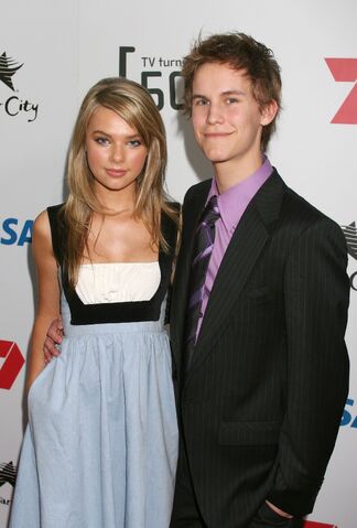 File:95588-indiana-evans-tvturns50-04-122-440lo.jpg