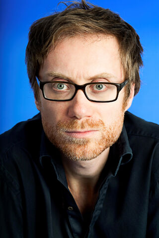 File:Stephen Merchant.jpg