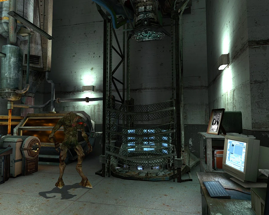 Expo Decay is a Halflife Episode 3 topdown fan shooter