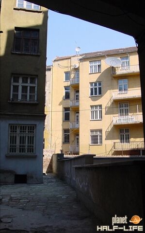 File:Tenement real.jpg