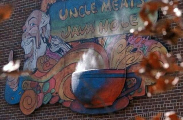 File:Uncle Meats Java Hole.jpg