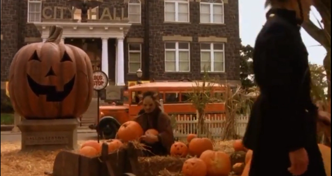 Town Square Halloweentown Wiki FANDOM powered by Wikia