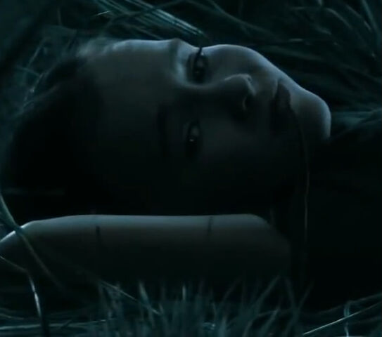 File:EllieBloom.jpg