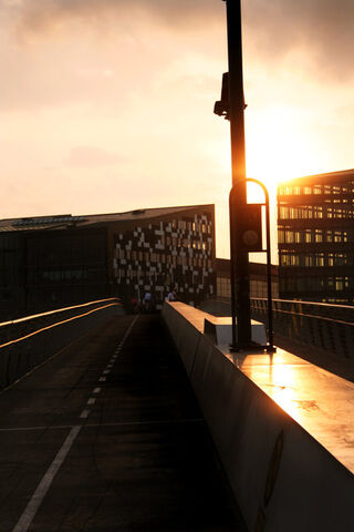 File:Urban Contrast.jpg