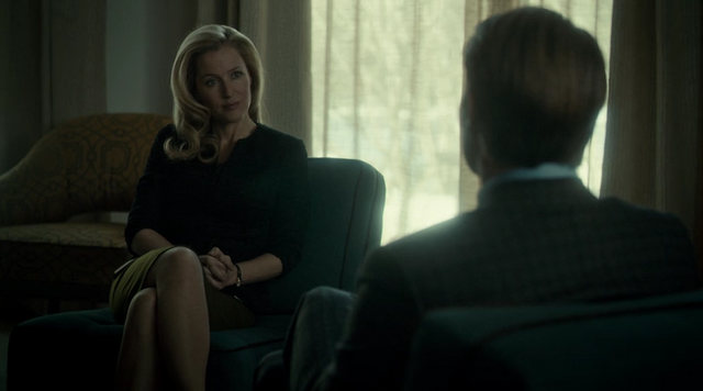 Archivo:1x08 - Bedelia con Hannibal.png