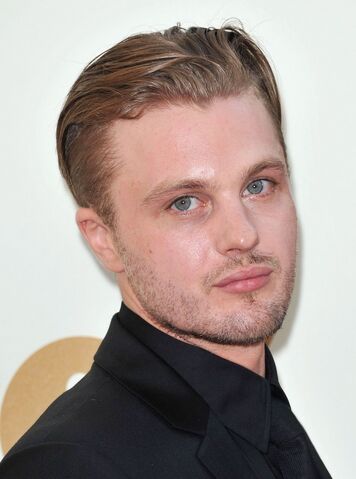 Archivo:Michael Pitt.jpg