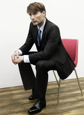 File:Mads mikkelsen5.jpg