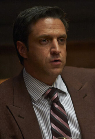 File:2x01 FrederickChilton.jpg