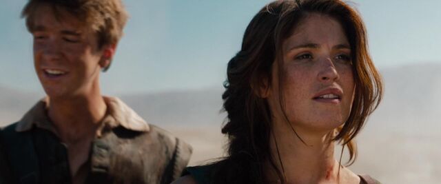 File:Gretel in the desert.jpg