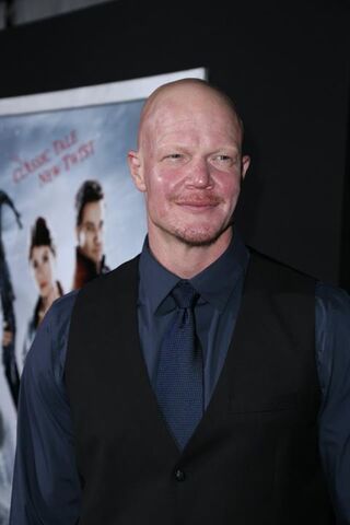 File:Derek Mears.jpg
