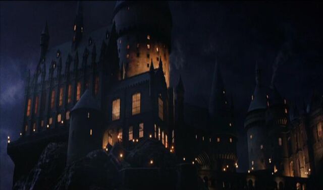 File:Hogwarts-PS.jpg